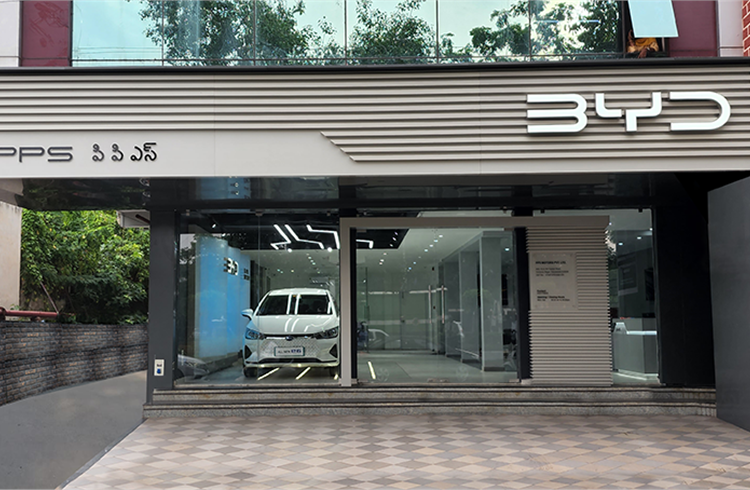 BYD's first EV for India is the e6 MPV. This is the PPS Motors showroom in Vijayawada, Andhra Pradesh which opened on August 25, 2022. 